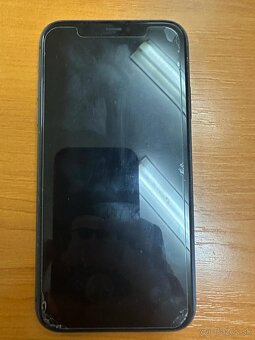 IPHONE 11 64gb + obal - 3