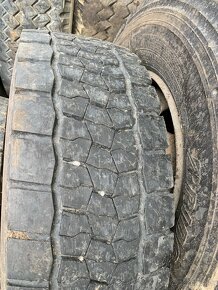 Pneu 265/70 r 17,5 - 3