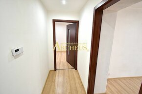 3D / EXKLUZÍVNE / PRENÁJOM 2 IZBOVÝ BYT, 52 m2, Svit - 3