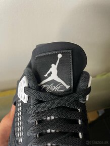 Jordan 4 White Thunder - 3