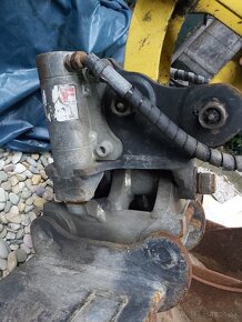 Minibager yanmar vio12 - 3