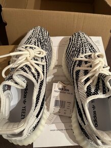 Adidas Yeezy 350 V2 Zebra 41 1/3 - 3