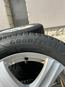 Goodyear 205/55 R16 5x112 - 3