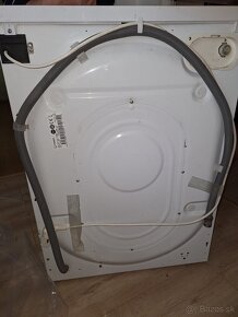 Indesit - 3