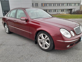 Mercedes-Benz E 320  --4 matic--kup.v SR--ELEGANCE-- - 3