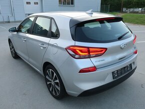 Hyundai i30 Business 2018 1.6CRDi 110k,navigácia,odpočet DPH - 3