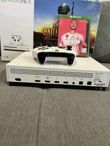 Xbox One S -1TB - 3