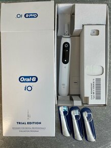 Elektrická zubná kefka OralB IO - 3