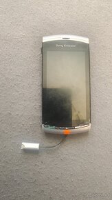 Sony ericsson vivaz - 3