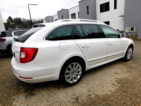 Škoda Superb Combi 2.0 TDI CR 140k Elegance DSG - 3