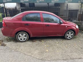 Chevrolet Aveo 1.2 - 3