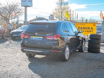 BMW X5 xDrive40d 230 KW ČR 1. MAJ. PO SERVISU FULL - 3