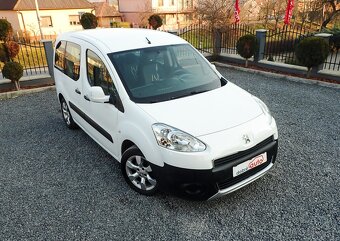 PEUGEOT PARTNER TEPEE 1.6 HDi 11/2013 - 5 MIEST WEBASTO - 3