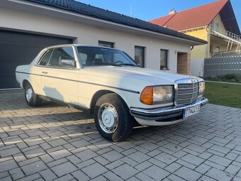 Mercedes w123 coupe - 3