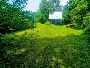 Chatka s krásnym pozemkom/1080m2-Štiavnické Bane - 3