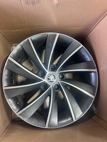 Elektróny pegasus Škoda Superb 5x112 R18 - 3