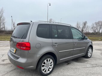 Volkswagen Touran 2.0 TDI DSG highline r.v 2011 navi xenon - 3