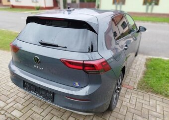 Volkswagen Golf 2,0 TDI nafta manuál 85 kw - 3