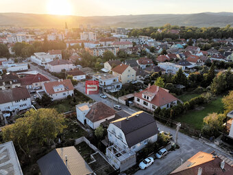 PREDAJ 8 izbový rodinný dom PEZINOK - 3