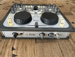 Hercules DJ Console MK2 - 3