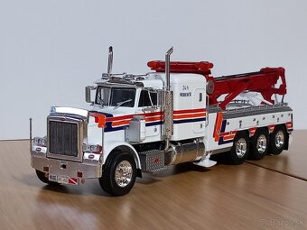 PETERBILT 359 Wrecker 1:43 - 3