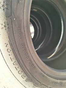 Dunlop 225/55/R16 - 3