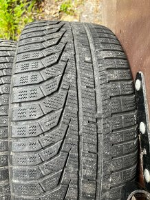 235/40 R19 zimné - 3