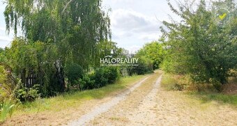 HALO reality - Predaj, záhradný pozemok   173 m2 Bratislava  - 3