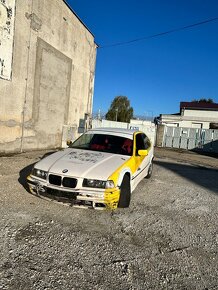 BMW e36 compact 2.0i - 3