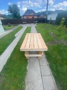 Predám drevený stôl do záhrady - 3