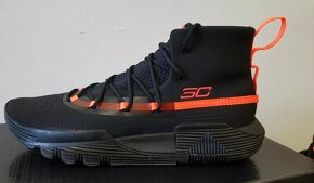 Under Armour Stephen Curry veľ. 42 , 5 - 3