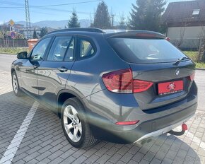 BMW X1 2,0i X-drive (4x4) Luxury - 3