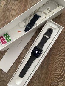 Apple Watch Series 3 - 42mm - 3