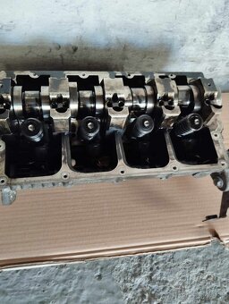 blok, hlava, blok motora 1,9 tdi 77kw BXE , agregat , motor - 3