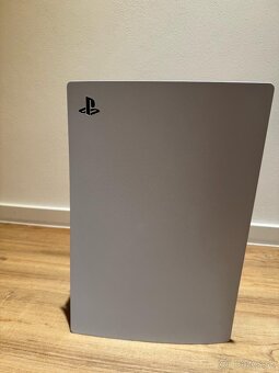 PlayStation 5, mechanická + hry a ovládač. - 3