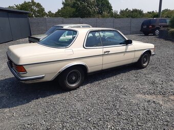 Mercedes Benz w123 coupe 230 - 3