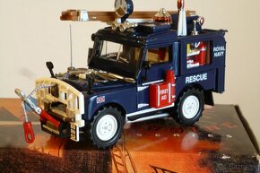 Matchbox Fire Engine YYM 35788 Land Rover - 3