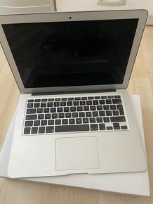 MacBook Air 13-inch - 3