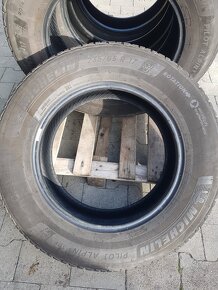 Zimne 235/65R17 Continental + Michelin - 3