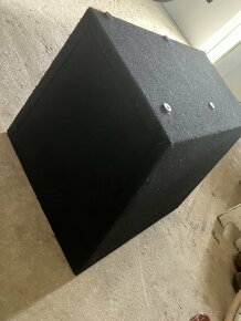 Subwoofer a zosik do auta - 3