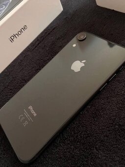 iPhone XR 85% 64GB - 3