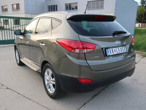 Odstúpim leasing na Hyundai ix35 2.0 135kW 4x4 AUTOMAT+ťažné - 3