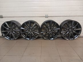 Mazda elektrony 5x114,3 r18 - 3