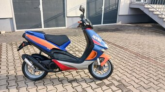 Predám skúter Aprilia SR 50/70 - 3