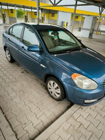 Hyundai Accent 1.4 benzín 2008 - 3