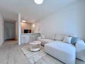 PREDAJ - NOVÝ RUŽINOV  kompletne zariadený 2i apartmán s pre - 3