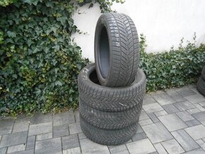 Predám 4x zimné pneu Goodyear SUV 255/50 R20 109VXL - 3