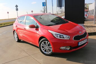 Kia Cee´d 1.4 CVVT EX/Gold - 3