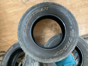 DUNLOP GRANDTREK 285/65R17 - 3