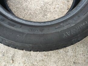 Predám zimné pneu 205/60r16 - 3